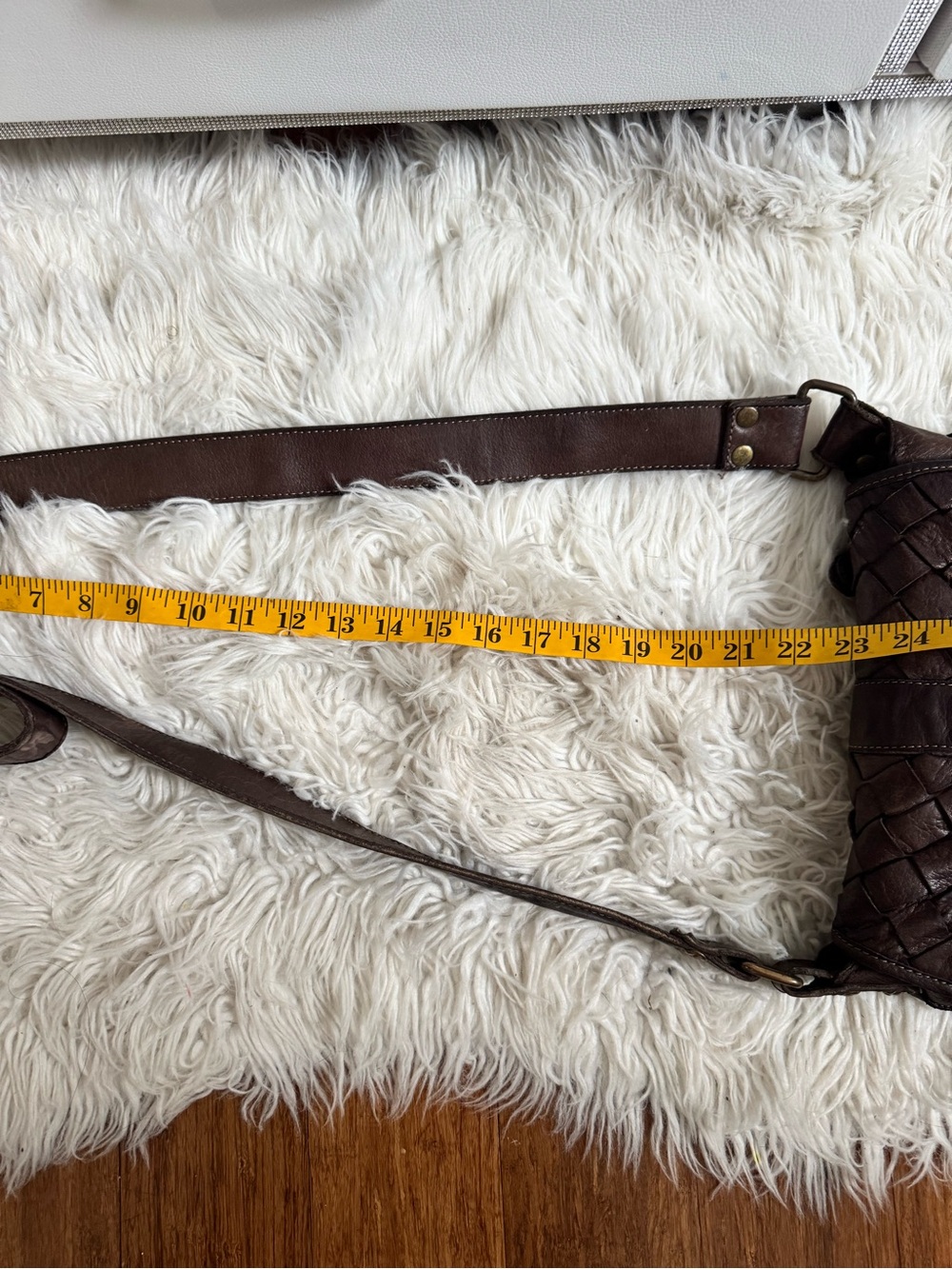 Civico 93 Woven Distressed Leather Crossbody Bag in Dark Brown - Picture 9 of 9